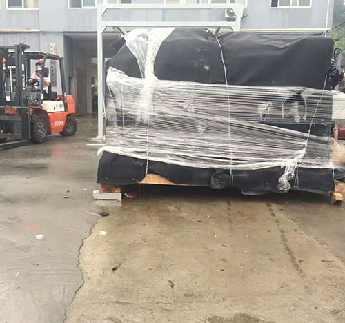 隧道9刷洗車機發(fā)往墨西哥